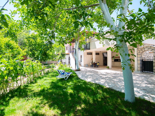  gece  -  Kasım
  | Kalkan Bezirgan Köyü Villa (6 Kişilik, Korunaklı Havuzlu, Jakuzili Seçenekli)